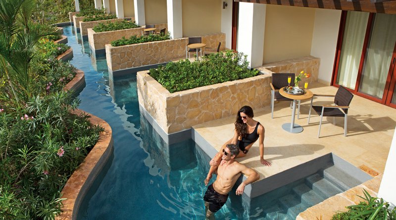 Junior Suite Swim Out Secrets Playa Mujeres Golf & Spa Resort