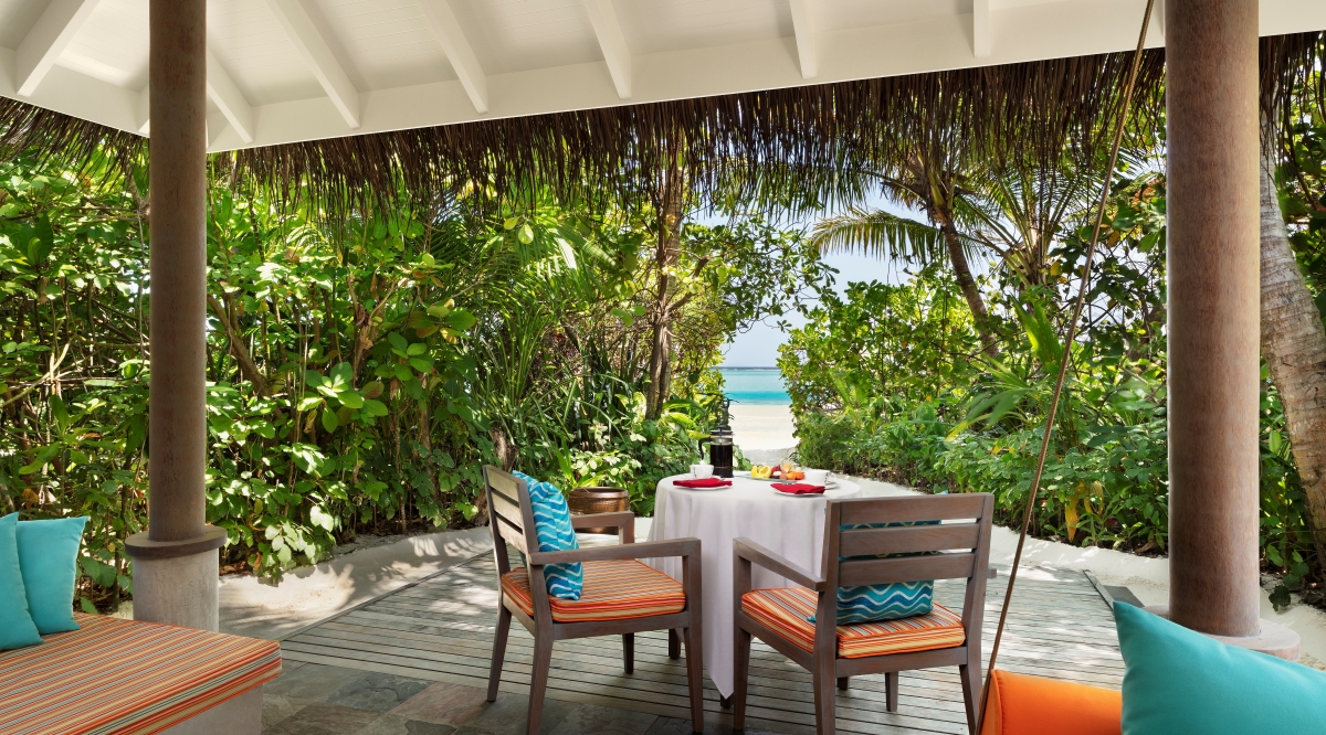 Sunrise Beach Villa Anantara Dhigu Maldives Resort