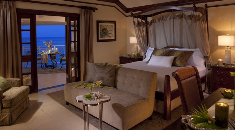 Honeymoon Oceanfront Verandah Butler Suite Sandals Royal Plantation
