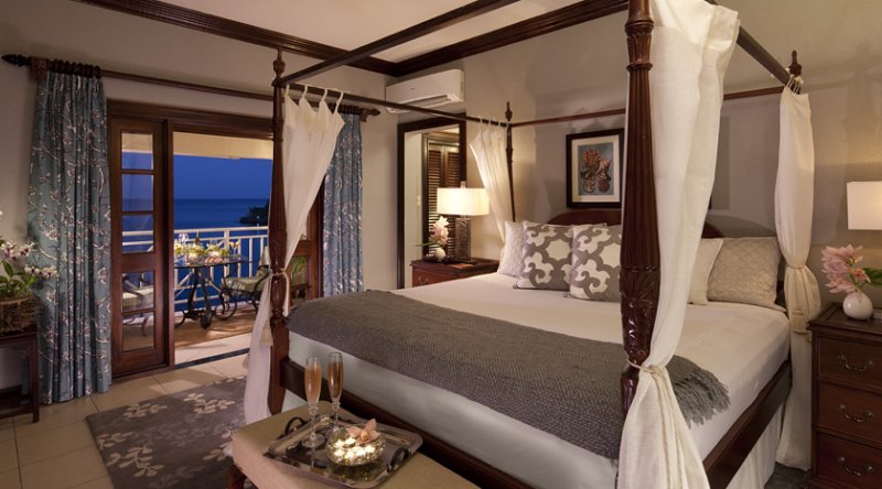 Royal Oceanfront One Bedroom Butler Suite Sandals Royal Plantation