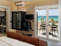 Eden Beachfront Residences & Suites Kastraki