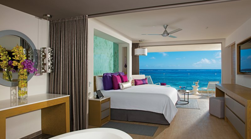 Xhale Club Master Suite Ocean Front Breathless Riviera Cancun Resort & Spa