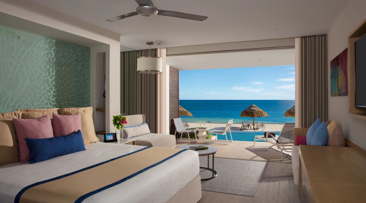 Preferred Club Junior Suite Swim Out Ocean Front Secrets Riviera Cancun Resort & Spa