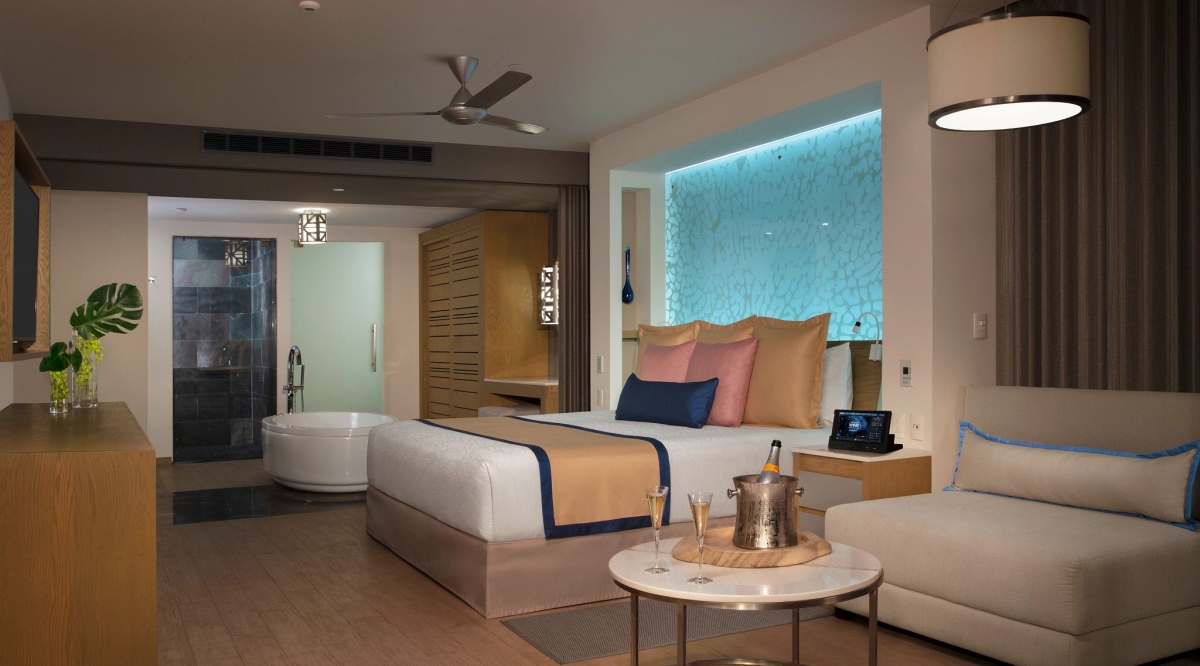 Preferred Club Master Suite Ocean Front Secrets Riviera Cancun Resort & Spa