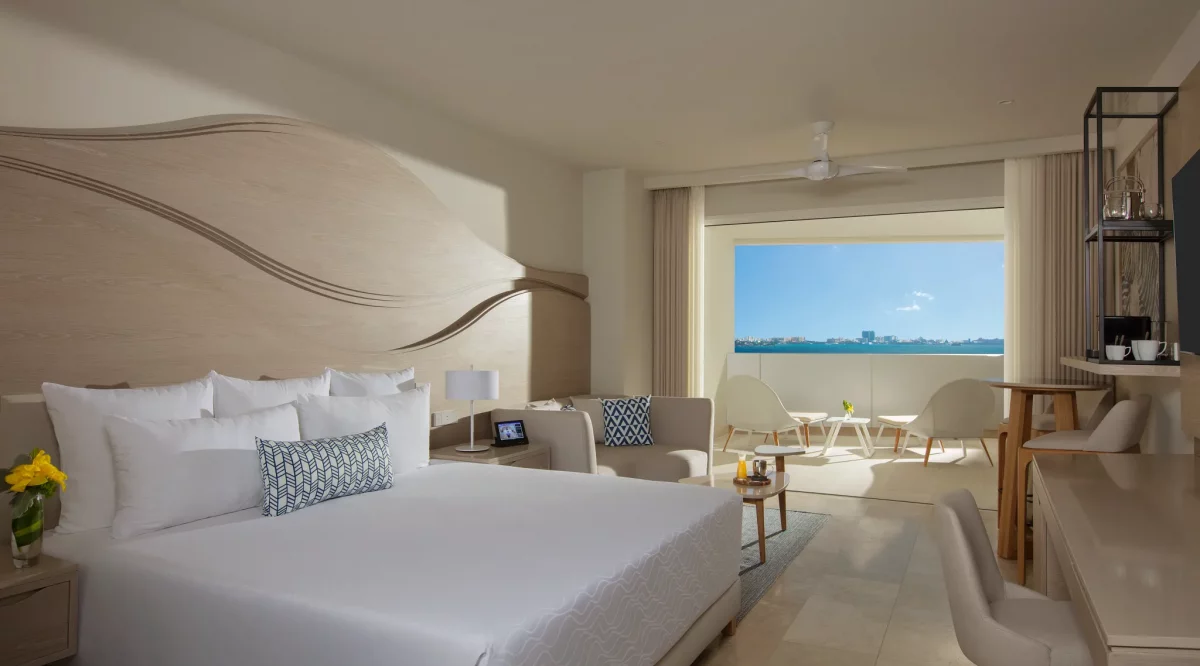 Allure Junior Suite Live Big Laguna View Breathless Cancun Soul Resort & Spa