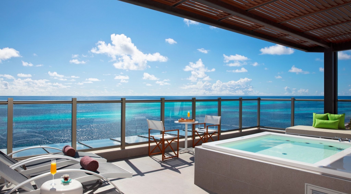 Preferred Club Master Suite Ocean Front Dreams Natura Resort & Spa
