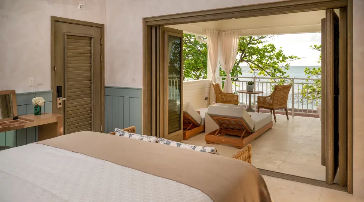 Joli Beachfront Butler Suite with Balcony Tranquility Soaking Tub Sandals Halcyon Beach