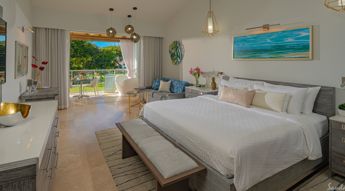 South Seas Club Level Junior Palm Suite with Outdoor Tranquility Soaking Tub Sandals Royal Barbados