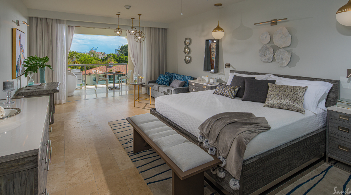 Royal Seaside Penthouse Oceanview Crystal Lagoon Club Level Barbados Suite with Soaking Tub  Sandals Royal Barbados