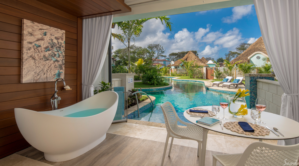 South Seas Swim-up Club Level Ultra Suite with Patio Tranquility Soaking Tub Sandals Royal Barbados