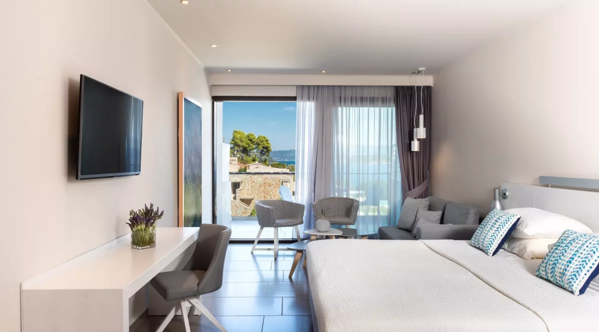 Executive Double Kassandra Bay Resort Suites & Spa