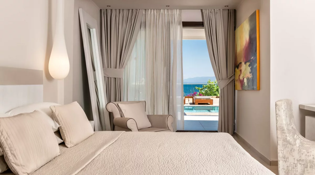 Master Suite with Private Pool Sea View Kassandra Bay Resort Suites & Spa